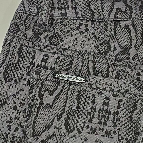 Celebrity Pink Gray Snake Print Denim Cut Off Shorts Size 1 - Picture 5 of 8